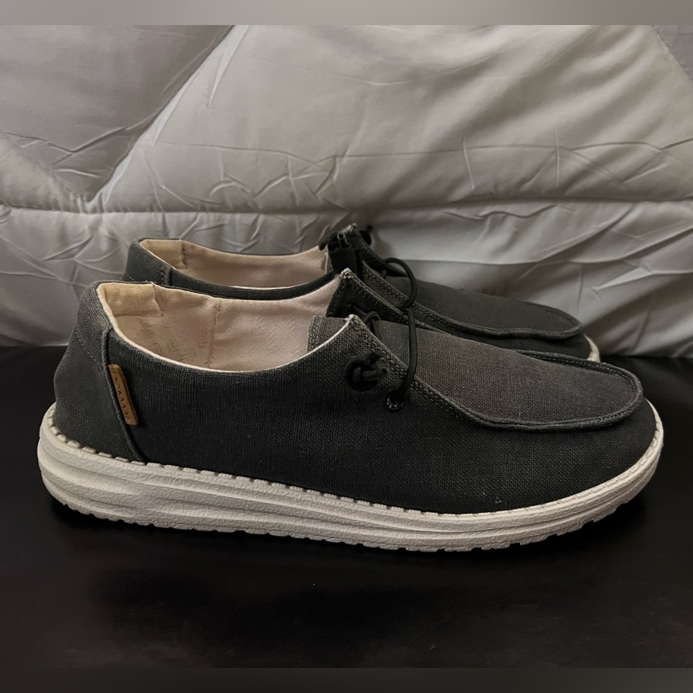 Hey Dude Women’s Wendy Chambray Shoes Size 8 Off Black